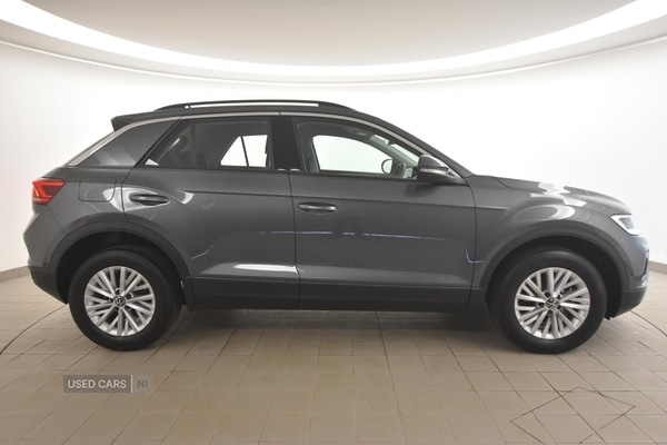 Used Volkswagen T-Roc 2025 for sale - 76486182: Photo 2
