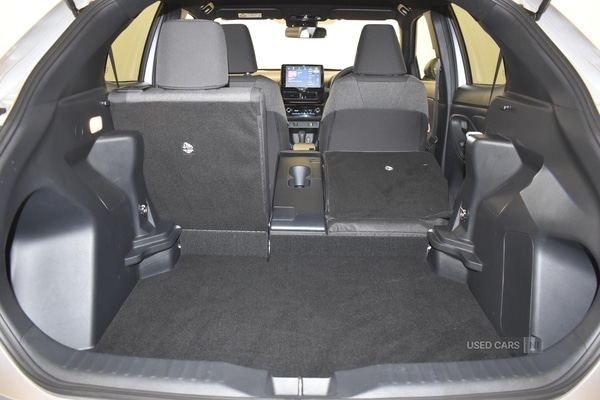 Used Toyota Yaris Cross 2022 for sale - 77102436: Photo 38