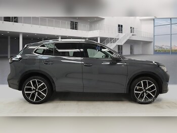 Used Volkswagen Tiguan 2024 for sale - 75810565: Photo