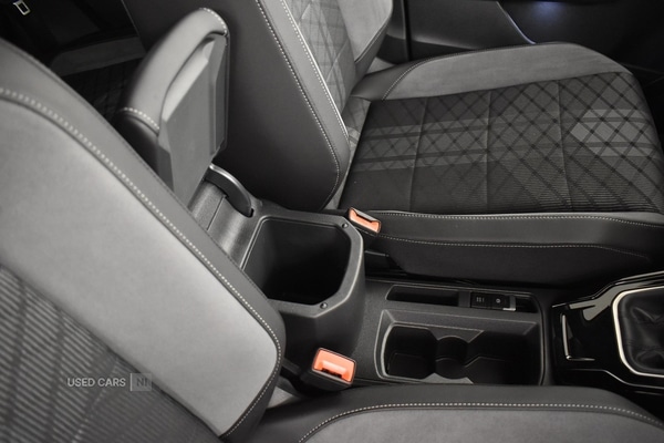 Used Volkswagen T-Roc 2024 for sale - 76803137: Photo 26