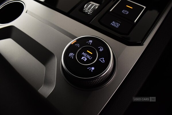 Used Volkswagen Touareg 2018 for sale - 77204437: Photo 28