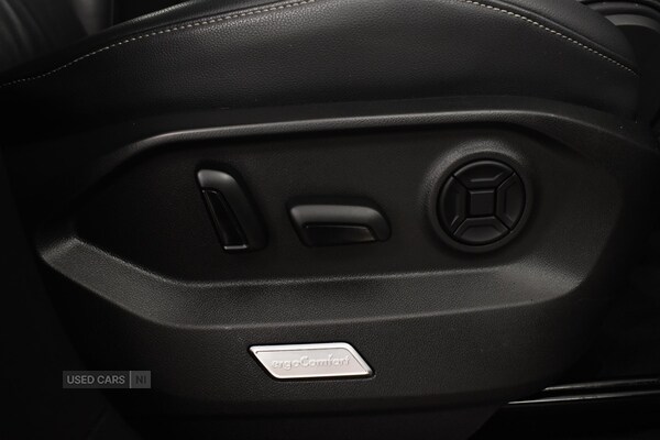 Used Volkswagen Touareg 2018 for sale - 77204437: Photo 35