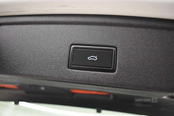 Used Volkswagen Touareg 2018 for sale - 77204437: Photo 46