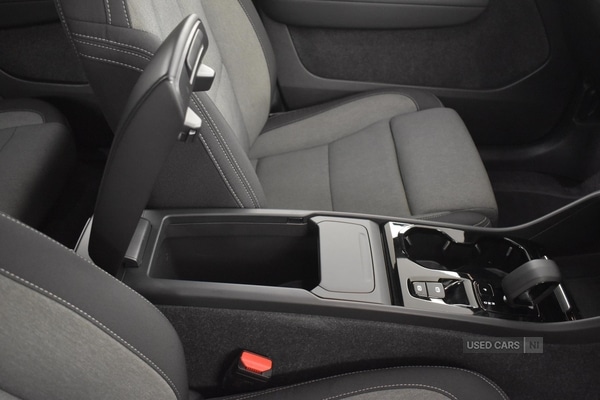 Used Volvo XC40 2024 for sale - 76840012: Photo 28