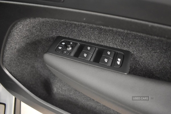 Used Volvo XC40 2024 for sale - 76840012: Photo 30