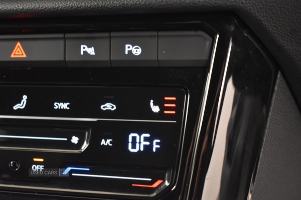 Used Volkswagen T-Roc 2024 for sale - 76523081: Photo 32