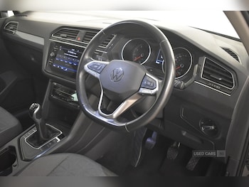 Used Volkswagen Tiguan 2022 for sale - 76308508: Photo 3