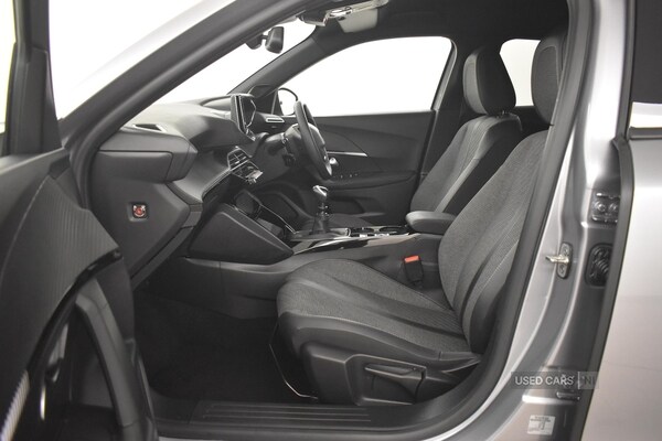 Used Peugeot 2008 2023 for sale - 76803065: Photo 28