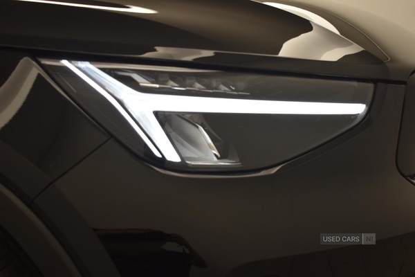 Used Volvo XC40 2023 for sale - 76433571: Photo 10