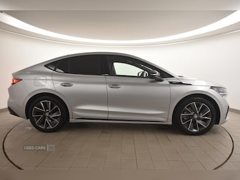 Used Skoda Enyaq 2025 for sale - 76215909: Photo 2