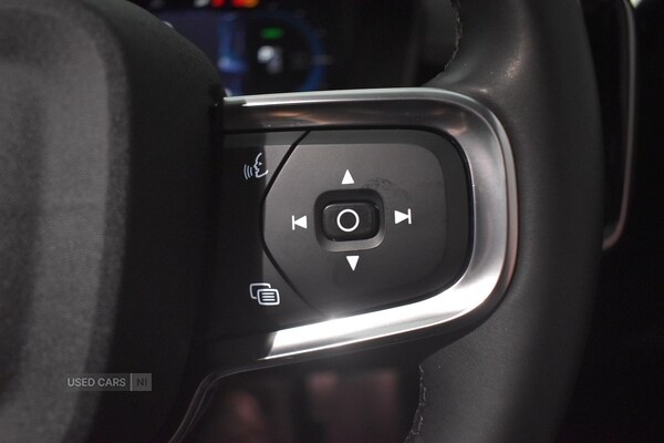 Used Volvo XC40 2023 for sale - 76672127: Photo 17