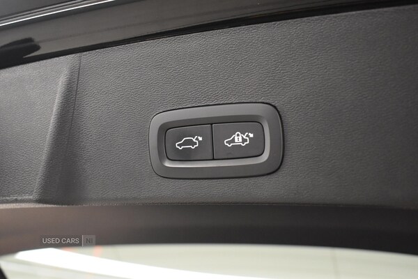 Used Volvo XC40 2023 for sale - 76672127: Photo 43