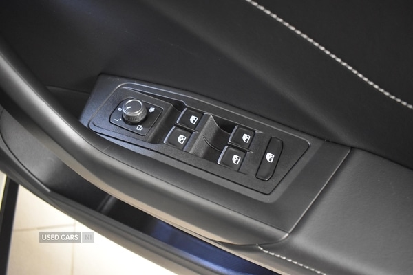 Used Volkswagen T-Roc 2024 for sale - 76573919: Photo 29