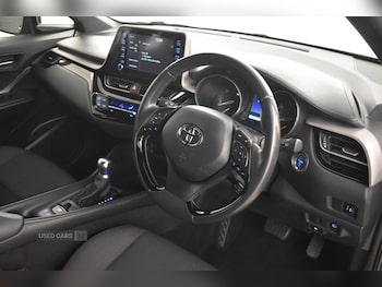 Used Toyota C-HR 2022 for sale - 76522751: Photo