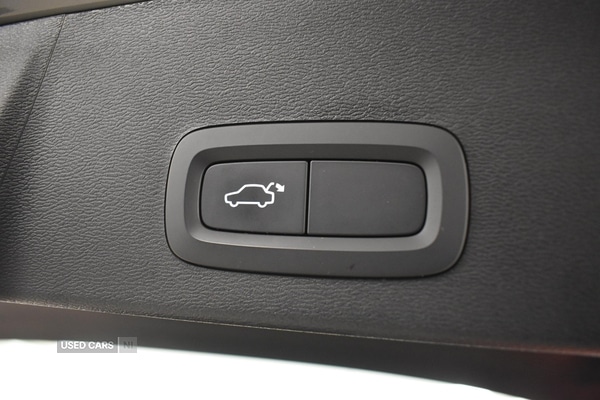 Used Volvo XC40 2023 for sale - 77144758: Photo 37