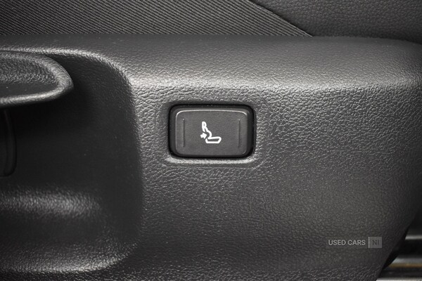 Used Toyota C-HR 2023 for sale - 76308580: Photo 29