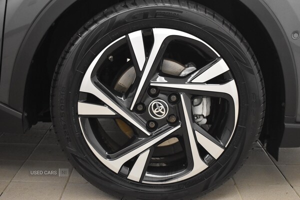 Used Toyota C-HR 2023 for sale - 76308580: Photo 39