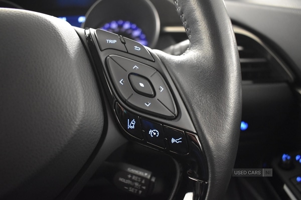 Used Toyota C-HR 2023 for sale - 76802996: Photo 15