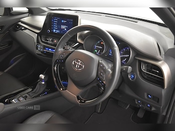 Used Toyota C-HR 2023 for sale - 76802996: Photo