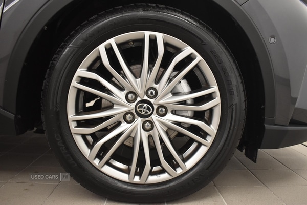 Used Toyota C-HR 2023 for sale - 76802996: Photo 40