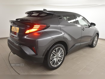 Used Toyota C-HR 2023 for sale - 76802996: Photo