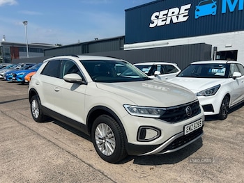 Used Volkswagen T-Roc 2024 for sale - 75610168: Photo