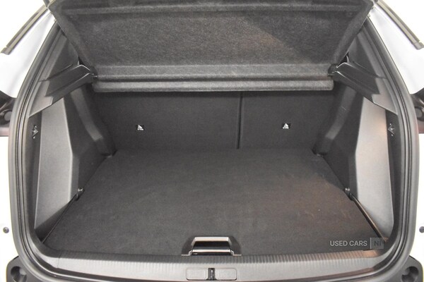 Used Peugeot 2008 2025 for sale - 76998041: Photo 33