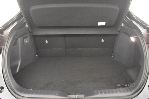 Used Toyota C-HR 2025 for sale - 76620716: Photo 32