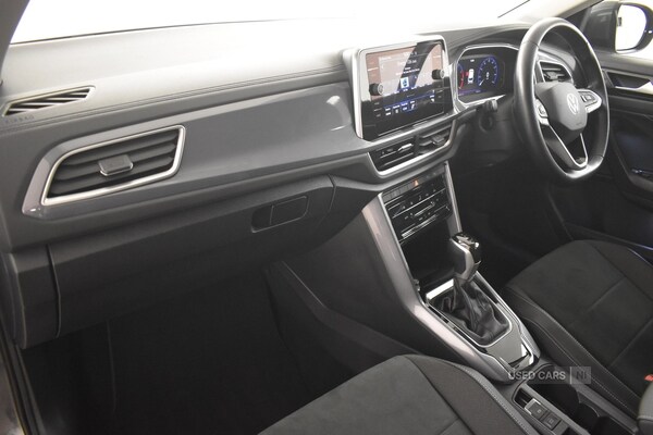 Used Volkswagen T-Roc 2022 for sale - 76787093: Photo 10