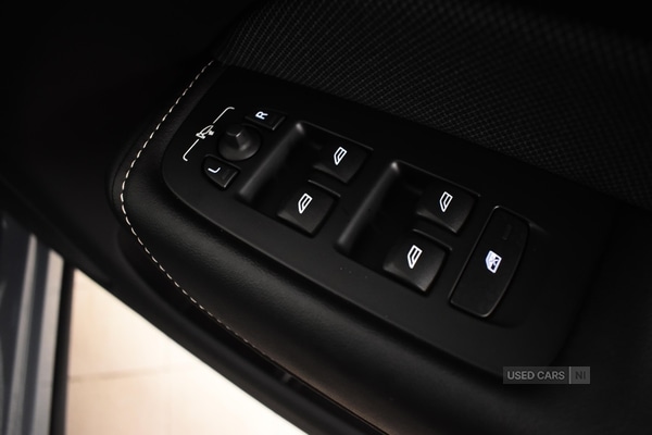 Used Volvo XC60 2021 for sale - 77102463: Photo 30