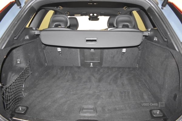 Used Volvo XC60 2021 for sale - 77102463: Photo 37