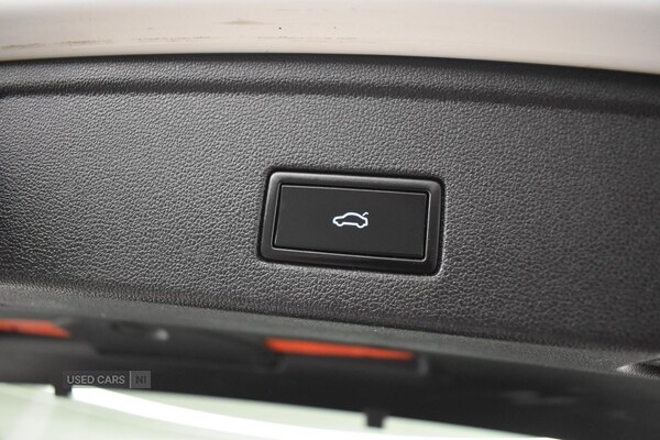 Used Volkswagen Touareg 2018 for sale - 77192314: Photo 46