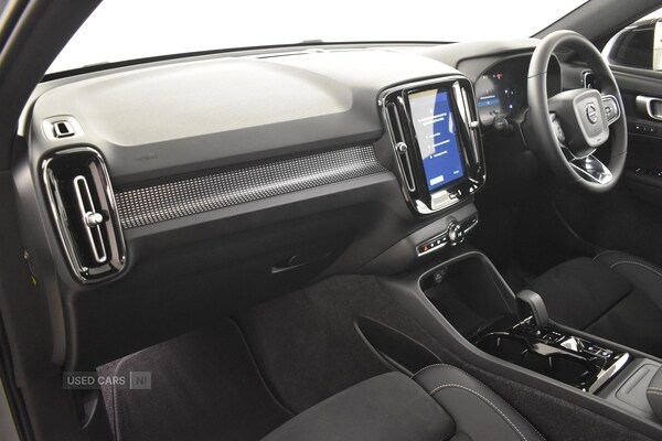 Used Volvo XC40 2025 for sale - 76672086: Photo 10