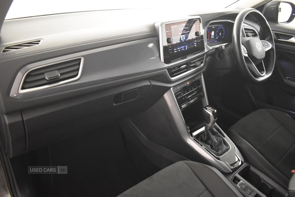 Used Volkswagen T-Roc 2022 for sale - 76998688: Photo 10