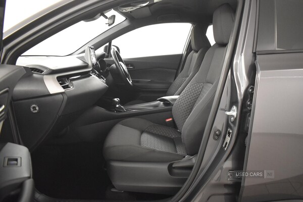 Used Toyota C-HR 2022 for sale - 76528183: Photo 32