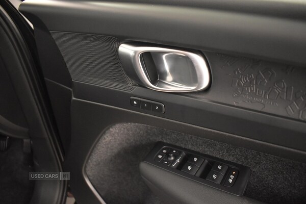 Used Volvo XC40 2023 for sale - 76167634: Photo 29