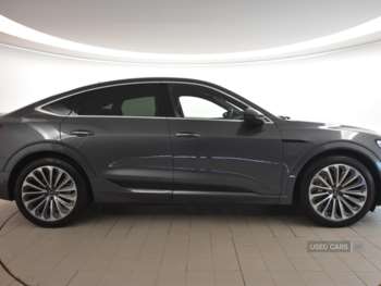 Used Audi Q8 2023 for sale - 74082885: Photo