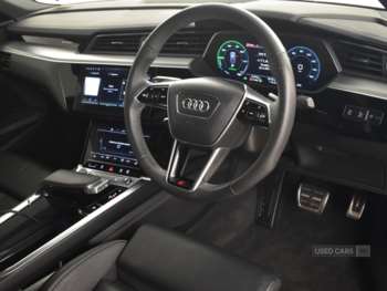 Used Audi Q8 2023 for sale - 74082885: Photo