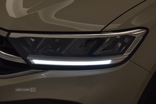 Used Volkswagen T-Roc 2024 for sale - 77102165: Photo 9