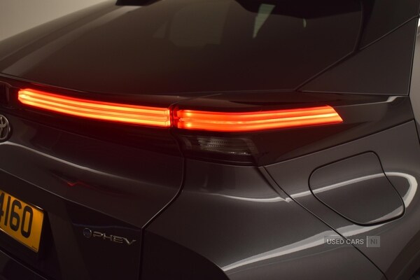 Used Toyota C-HR 2025 for sale - 77192494: Photo 41