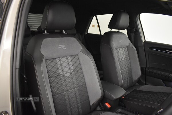 Used Volkswagen T-Roc 2024 for sale - 77204203: Photo 31
