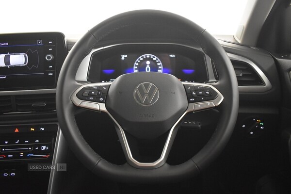 Used Volkswagen T-Roc 2025 for sale - 76787056: Photo 12