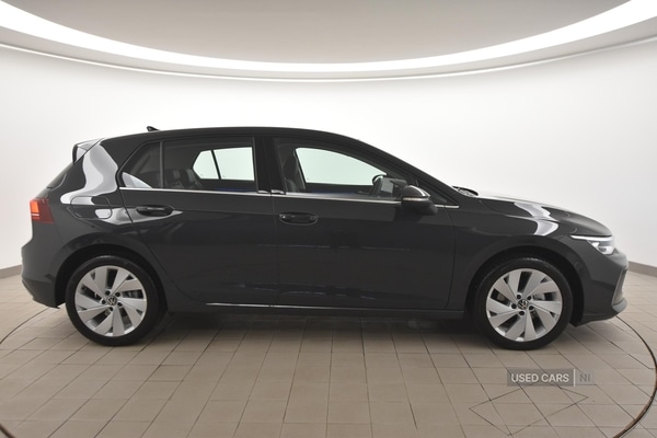 Used Volkswagen Golf 2025 for sale - 76998482: Photo 2