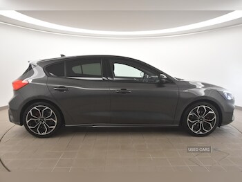 Used Ford Focus 2020 for sale - 76927135: Photo