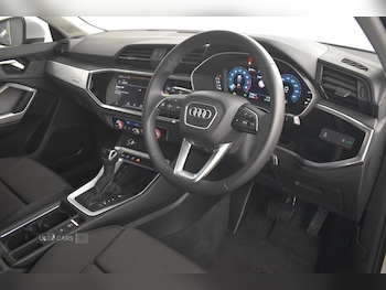 Used Audi Q3 2024 for sale - 77102441: Photo