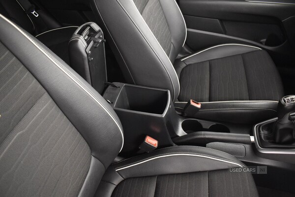 Used Kia Stonic 2021 for sale - 76284931: Photo 26