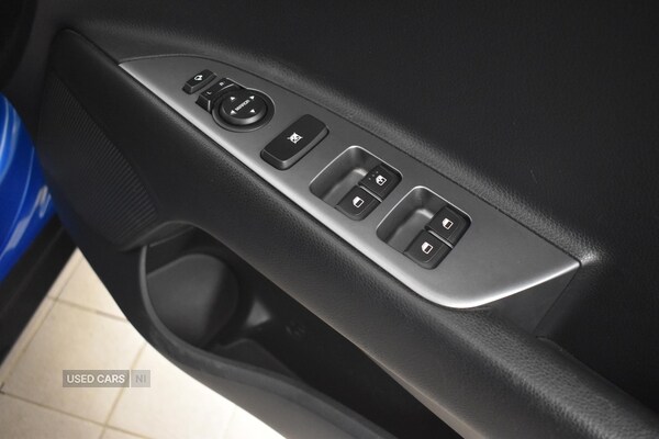 Used Kia Stonic 2021 for sale - 76284931: Photo 28