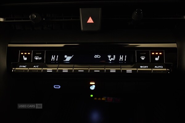 Used Toyota C-HR 2024 for sale - 77359433: Photo 18