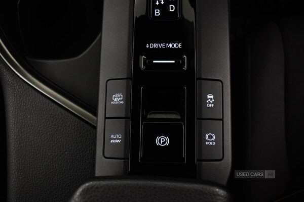 Used Toyota C-HR 2024 for sale - 77359433: Photo 22