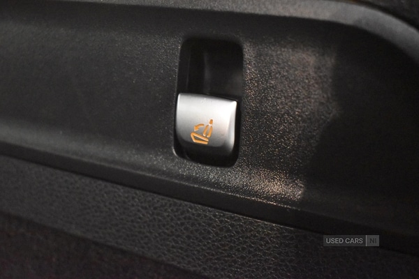 Used Mercedes-Benz EQC 2021 for sale - 76433618: Photo 45